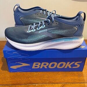 Men’s Brooks Sneakers - Adrenaline GTS 25 NEW IN BOX - Size 15